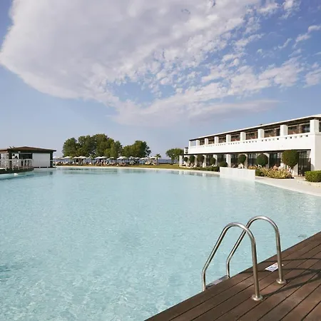 Giannoulis - Cavo Spada Luxury Sports & Leisure & Resort 5*