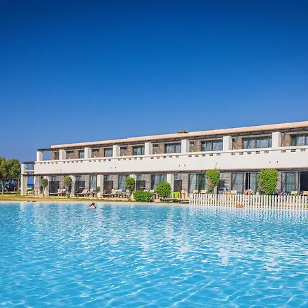 Giannoulis - Cavo Spada Luxury Sports & Leisure & Üdülőközpont