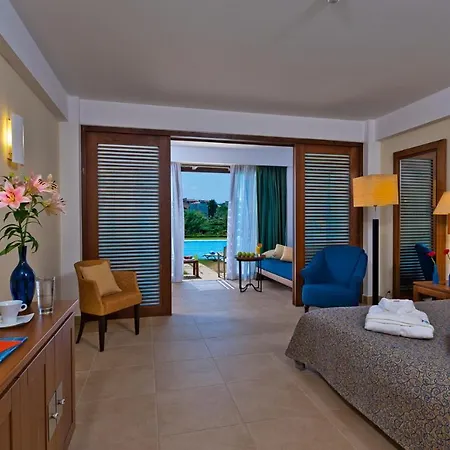Giannoulis - Cavo Spada Luxury Sports & Leisure & Kolimvari