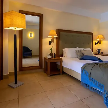 Giannoulis - Cavo Spada Luxury Sports & Leisure &